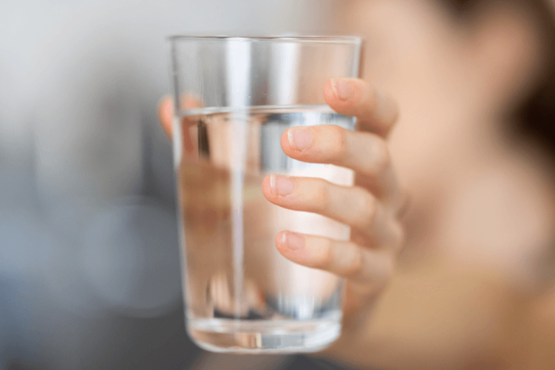 Стакан води
